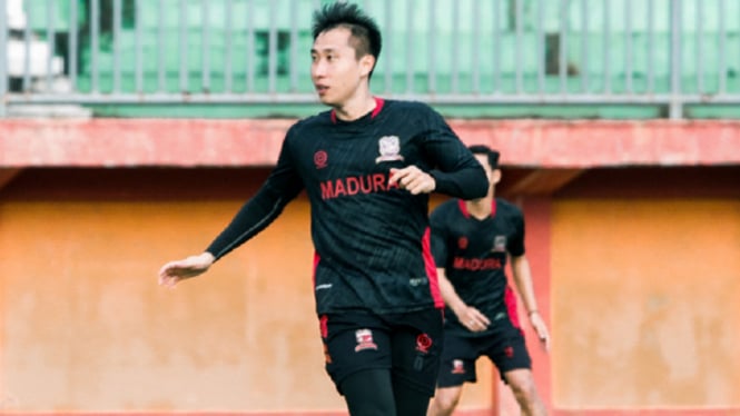 Madura United coret pemain asing asal Korea Selatan Lee Rae-Jun
