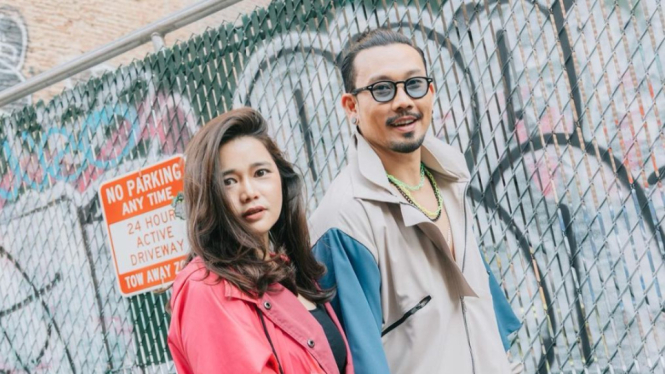 Denny Sumargo dan Olivia Allan