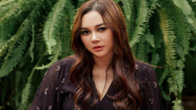 Aura Kasih Pernah Ditawari Lakukan Ini Demi Popularitas