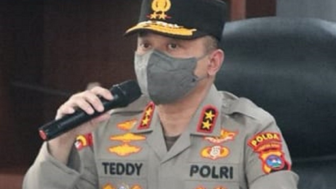 Kiprah Polda Sumbar Mendongkrak Public Trust (Foto Kapolda Sumatera Barat, Inspektur Jenderal Polisii (IJP) Teddy Minahasa - Humas Polda Sumbar)