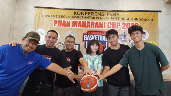 Turnamen basket Puan Maharani Cup