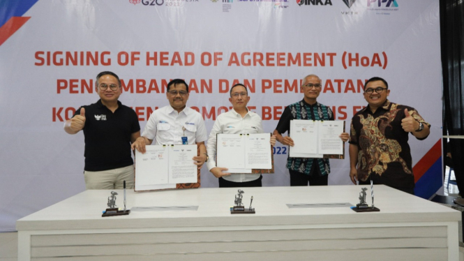 VKTR, INKA dan PT Barata Indonesia sepakat kerja sama.