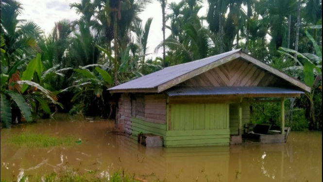Banjir di Siberut Selatan, Mentawai, Sumbar.