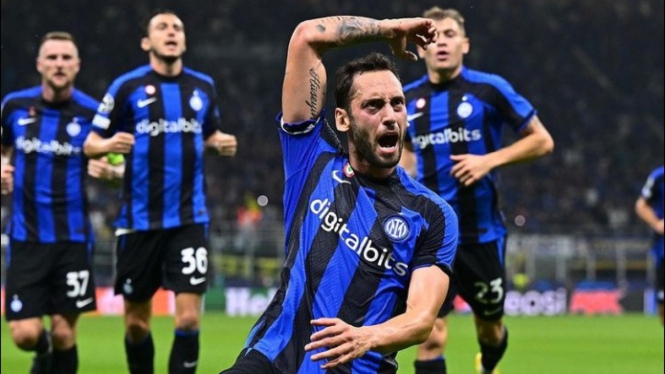 Gelandang Inter Milan Hakan Calhanoglu.