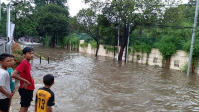 Banjir di Jalan Benda Jakarta Selatan.