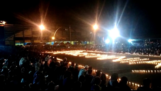 Ribuan Aremania Gelar Doa Tujuh Hari Tragedi Kanjuruhan