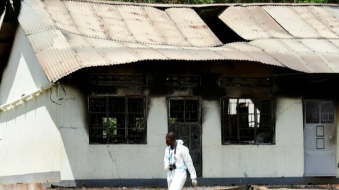 Kebakaran di sebuah sekolah tunanetra di Uganda.