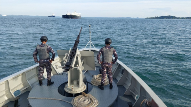 TNI-AL Siapkan Evakuasi Tanker Kandas di Pulau Nipa