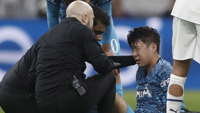Son Heung-min mengalami cedera pada laga Marseille vs Tottenham