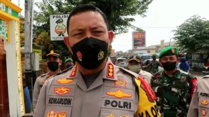 Kapolres Metro Jakarta Pusat, Komisaris Besar Polisi Komarudin.