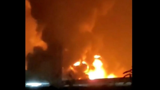 Kebakaran di Pabrik PT Gudang Garam Berlangsung Lama