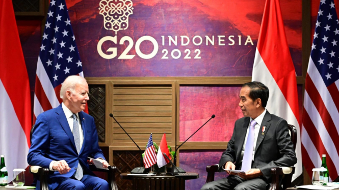 Presiden Jokowi dengan Presiden AS Joe Biden