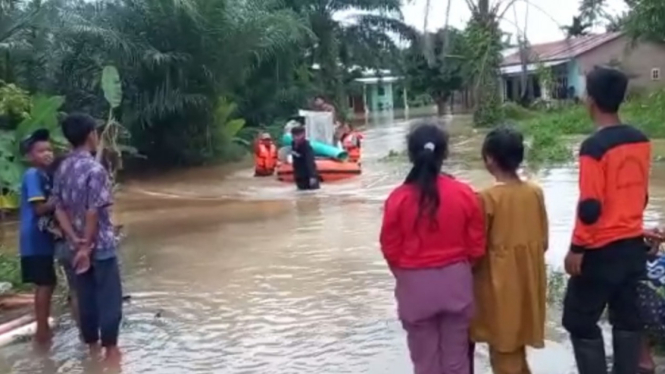 Banjir di  Kabupaten Batu Bara, Provinsi Sumatera Utara.