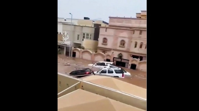 Beredar Viral Kota Jeddah, Arab Saudi Dilanda Banjir Bandang Dahsyat