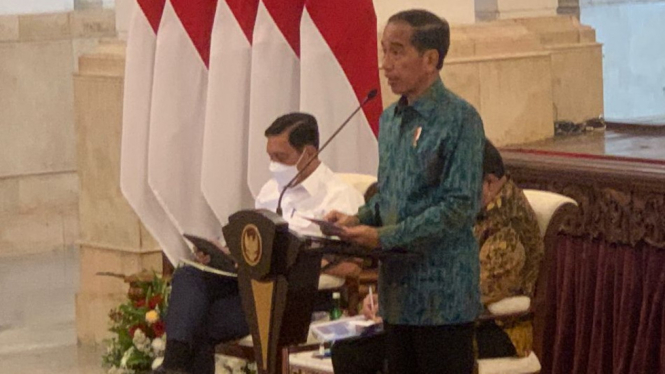 Presiden Jokowi Minta Para Menteri Waspadai Kondisi Ekonomi 2023