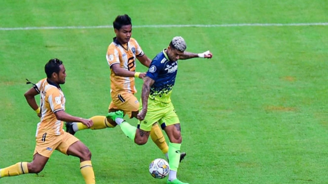 Aksi Ciro Alves, Pemain Persib Bandung