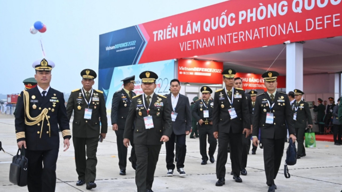 Kasad kunjungi Vietnam Defence Expo 2022.