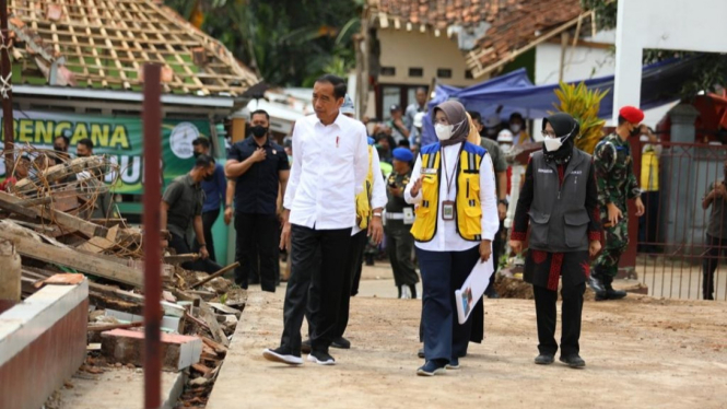Presiden Joko Widodo di Cianjur, Jawa Barat.
