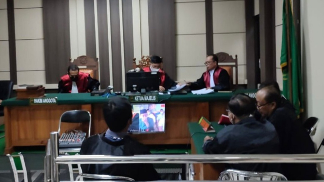 Dua Dosen UIN Walisongo Semarang Divonis Satu Tahun Penjara