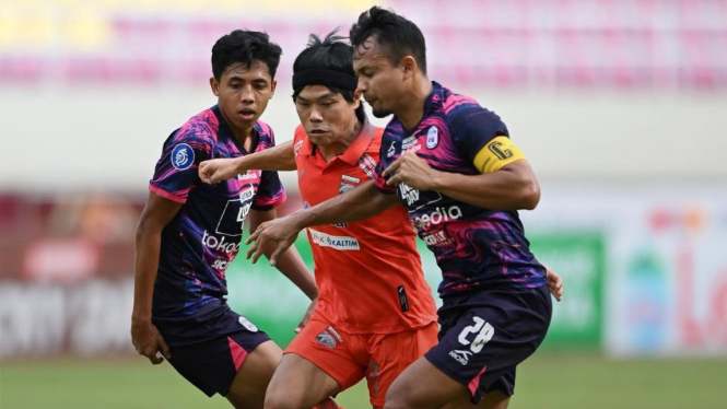 RANS Nusantara FC vs Borneo FC