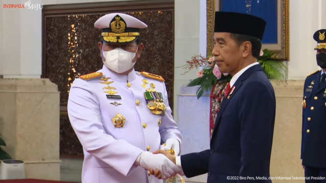 Laksamana Yudo Panglima TNI, Presiden: KSAU Pengganti dari Bintang 3