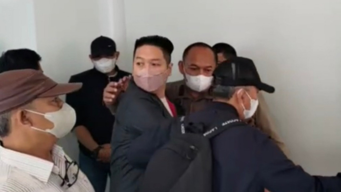 Pengusaha Agus Hartono Ditangkap di Bandara Ahmad Yani