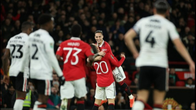 Antony cetak gol indah, Manchester United 3-0 Charlton