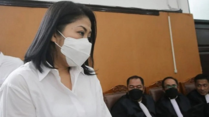 Putri Candrawathi hadir di sidang pembacaan tuntutan di PN Jaksel.
