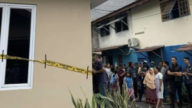 Penggeledahan di Rumah Alex Bonpis Kampung Bahari terkait narkoba