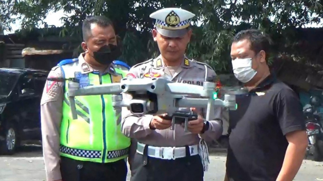 Polda Jateng Terapkan Tilang Elektronik Menggunakan Drone