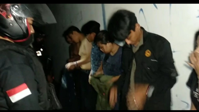 Polisi Grebek Muda Mudi Pesta Miras di Tasikmalaya