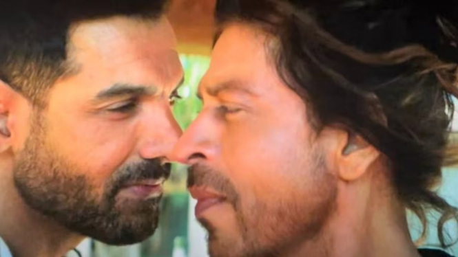 Shah Rukh Khan dan John Abraham