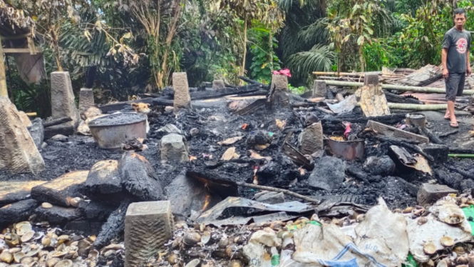 Rumah Panggung di Tana Toraja Ludes Terbakar