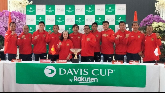 Susan Soebekti dan Tim Davis Cup Indonesia