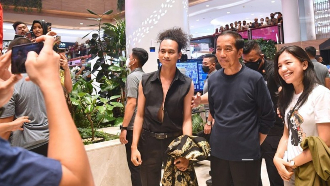 Presiden Kunjungi Pusat perbelanjaan di Medan