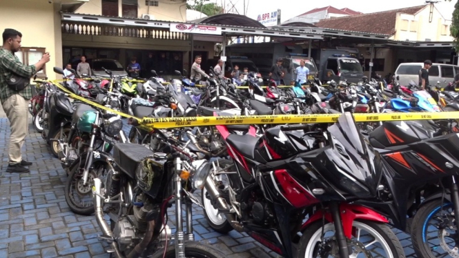 Ratusan Motor Knalpot Brong Disita di Mapolres Banjarnegara