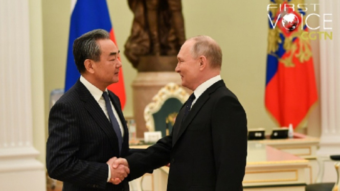 Presiden Putin Menerima Kunjungan Menlu Tiongkok Wang Yi
