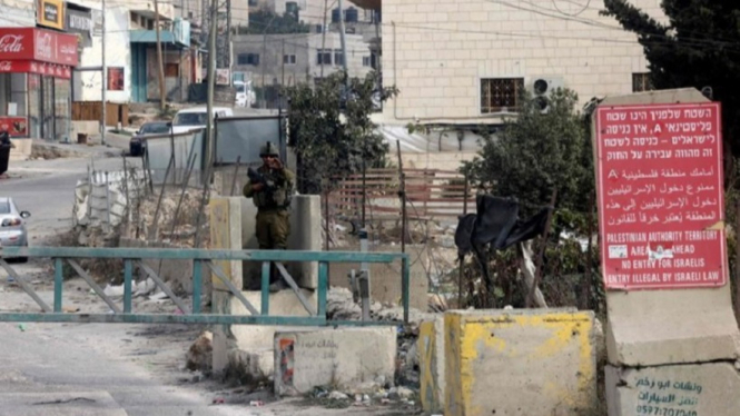Suasana Pos Pemeriksaan Militer Israel Blokade Kota Yerikho