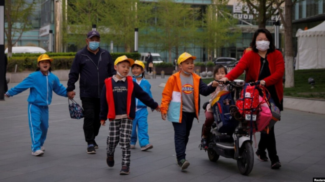 Pejabat di China Usul Wanita Lajang Diizinkan Punya Anak