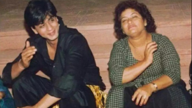 Shah Rukh Khan dan Saroj Khan