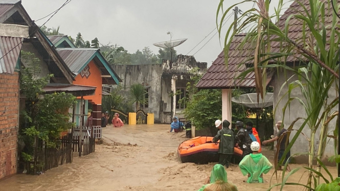 Banjir di Lahat, Sumatera Selatan.