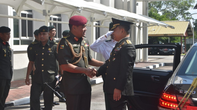 Kasad Jenderal TNI Dudung Abdurachman di Brunei Darussalam.