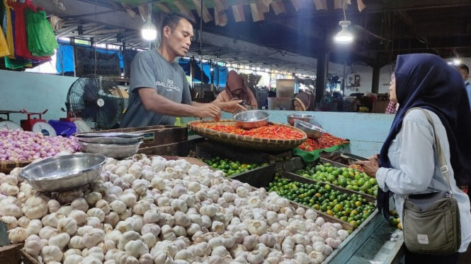 Harga Komoditi Pangan di Pasar Tradisional Ternate Turun