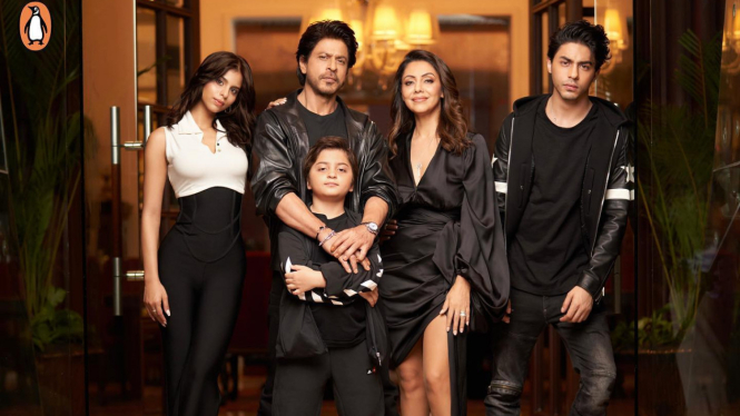 Shah Rukh Khan Puji Kecantikan dan Ketampanan Anak-Anaknya