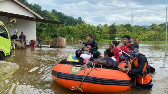 41 Korban Banjir Morowali Utara, Sulteng, dievakuasi Basarnas