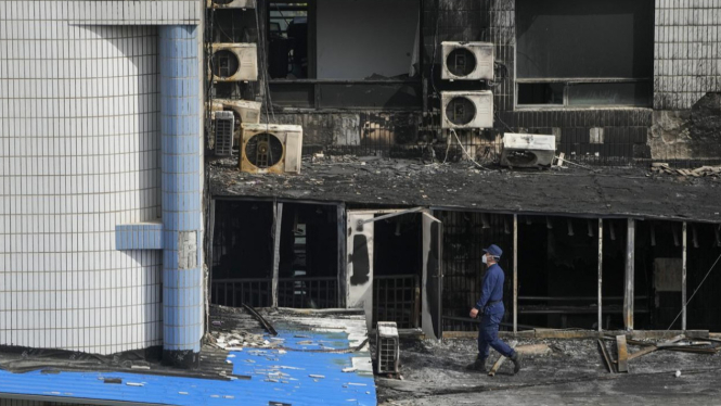 29 Orang Tewas saat Sebuah Rumah Sakit di Beijing Terbakaran