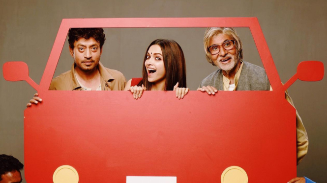 8 Tahun Film 'Piku', Deepika Padukone Merindukan Mendiang Irrfan Khan