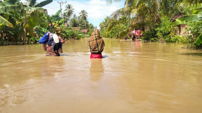 Hujan Deras 6 Jam, Ratusan Rumah di 4 Kecamatan Terendam Banjir