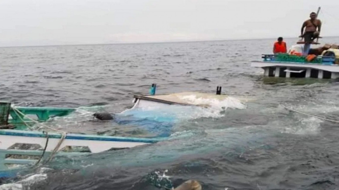 Kapal KM Sinar Marito Tenggelam, Seluruh Penumpang Diselamatkan