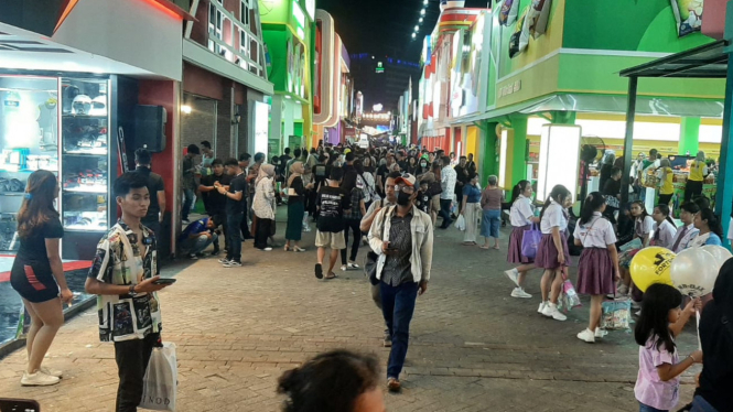 Jakarta Fair Kemayoran 2023 Sudah Diserbu Pengunjung